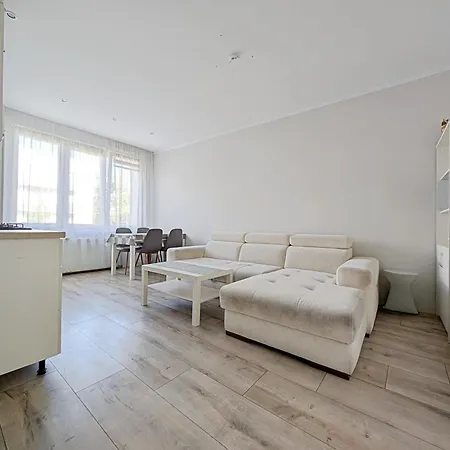Apartment Apartament Przy Starym Miescie Sklodowskiej 22 *